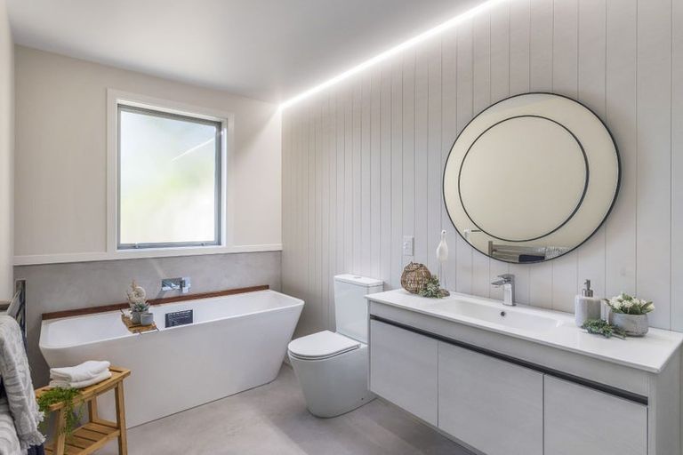 Photo of property in 1a Martin Road, Paraparaumu Beach, Paraparaumu, 5032