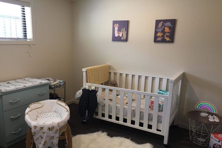 Photo of property in 9 Huxley Place, Lake Hayes, Queenstown, 9304