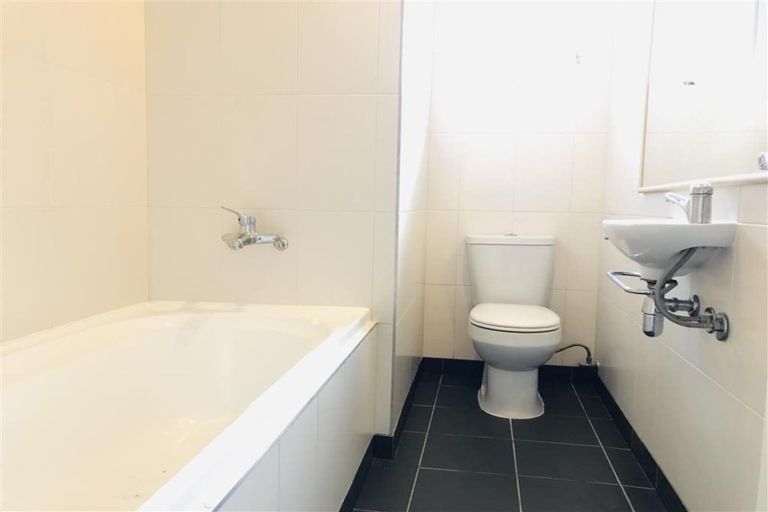 Photo of property in 5 Gerontius Glade, Torbay, Auckland, 0630