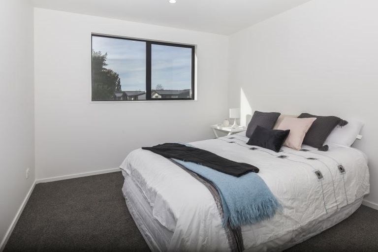 Photo of property in 2/196 Peterborough Street, Christchurch Central, Christchurch, 8013