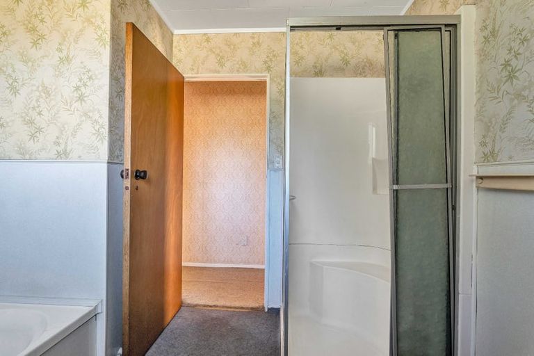 Photo of property in 1407 Devon Road, Brixton, Waitara, 4382