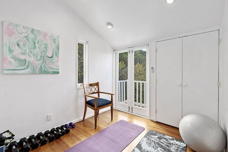 Photo of property in 44 Orangi Kaupapa Road, Northland, Wellington, 6012