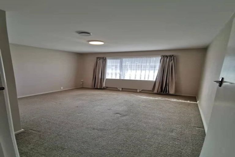 Photo of property in 11 Manor Place, Bryndwr, Christchurch, 8053