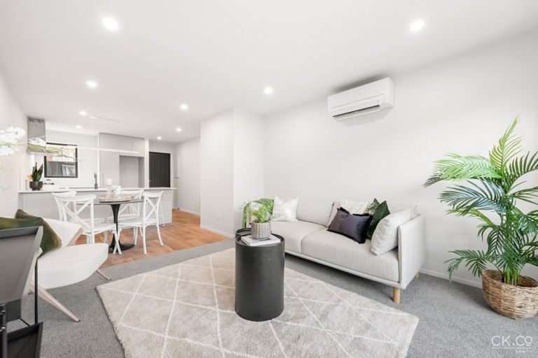 Photo of property in 22a Palmer Crescent, Silverstream, Upper Hutt, 5019