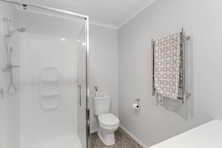 Photo of property in 15u2 Cook Street, Hamilton East, Hamilton, 3216