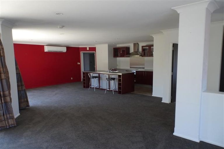Photo of property in 15 Hideaway Gate, Parklands, Christchurch, 8083