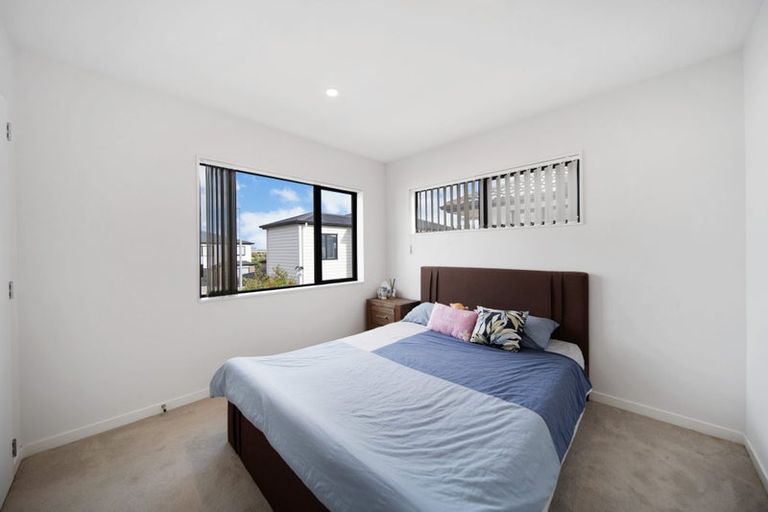 Photo of property in 6 Nga Waka Place, Mangere, Auckland, 2022