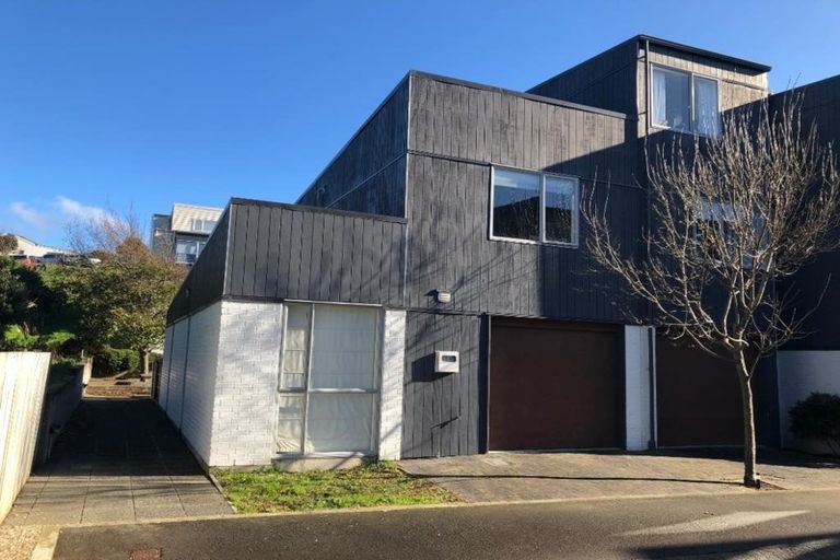 Photo of property in Altar Apartments, 31/120 Rintoul Street, Newtown, Wellington, 6021
