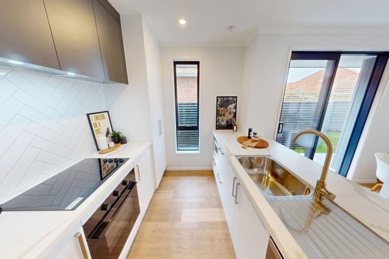 Photo of property in 51a Selwyn Crescent, College Estate, Wanganui, 4500