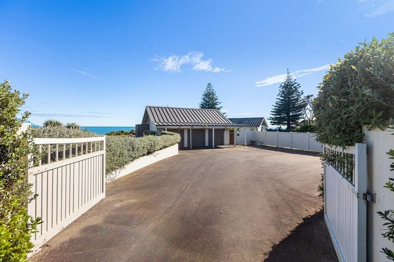 Photo of property in 379c Pukearuhe Road, Waiiti, Urenui, 4377