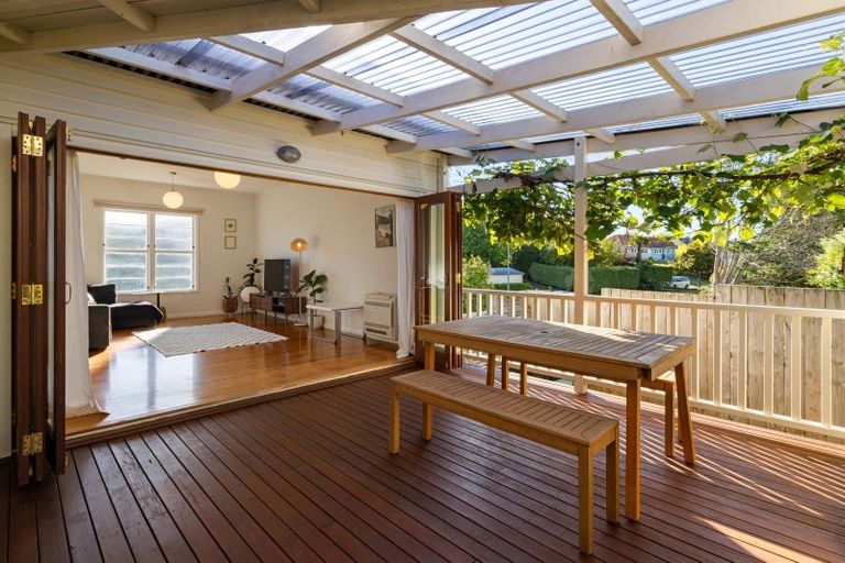 Photo of property in 44 Plunket Terrace, Hamilton East, Hamilton, 3216