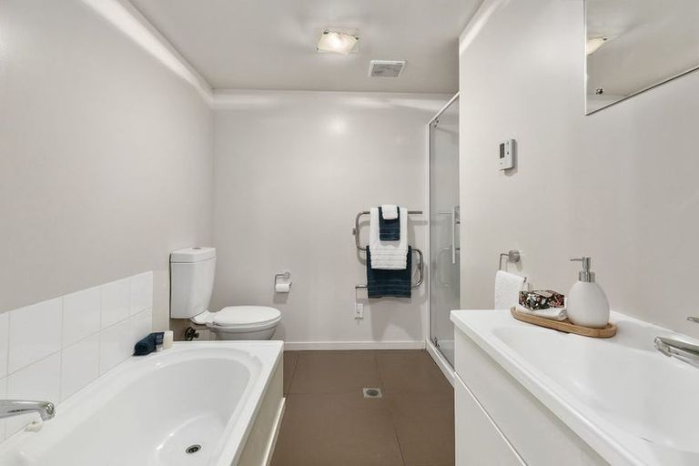 Photo of property in 19 Norwich Street, Wadestown, Wellington, 6012