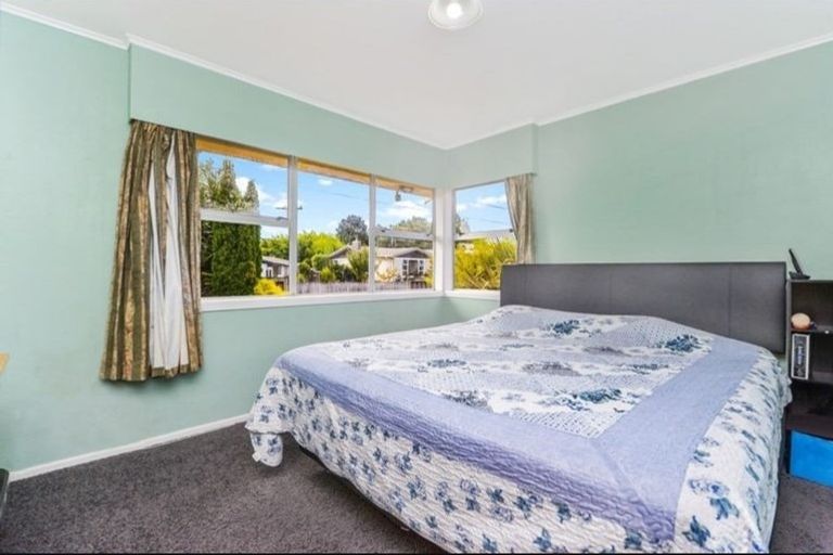 Photo of property in 31 Southsea Crescent, Silverdale, Hamilton, 3216