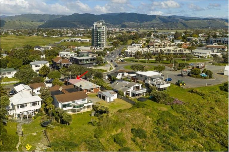 Photo of property in 5a Manly Street, Paraparaumu Beach, Paraparaumu, 5032