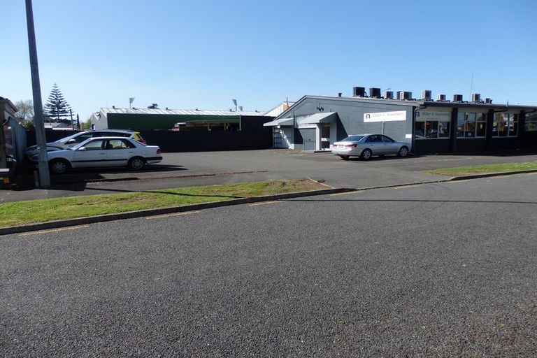 Photo of property in 28a Norton Road, Otumoetai, Tauranga, 3110