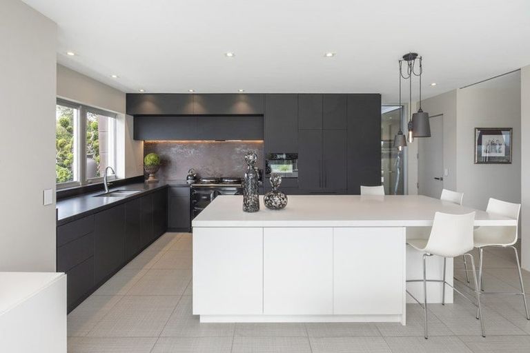 Photo of property in 50 Longhurst Terrace, Cashmere, Christchurch, 8022