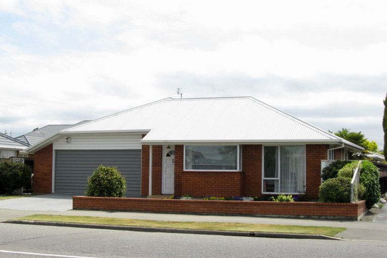 Photo of property in 143 Withells Road, Avonhead, Christchurch, 8042