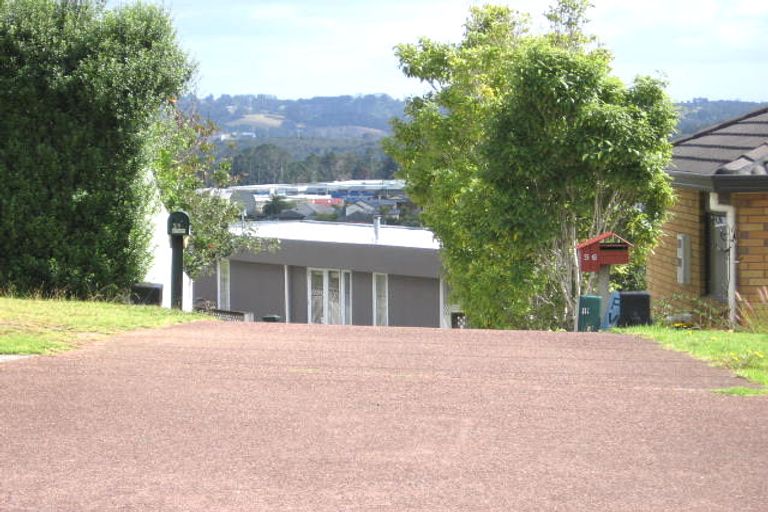 Photo of property in 54 Sunset Road, Unsworth Heights, Auckland, 0632