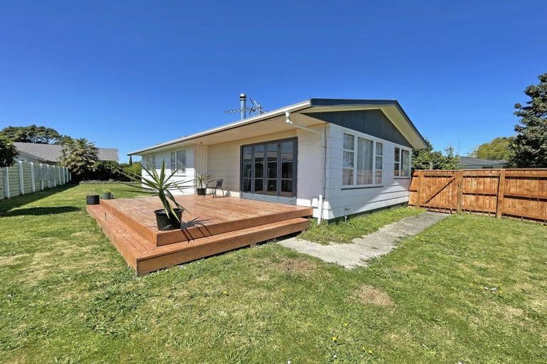 Photo of property in 50 Kimberley Grove, Westbrook, Palmerston North, 4412