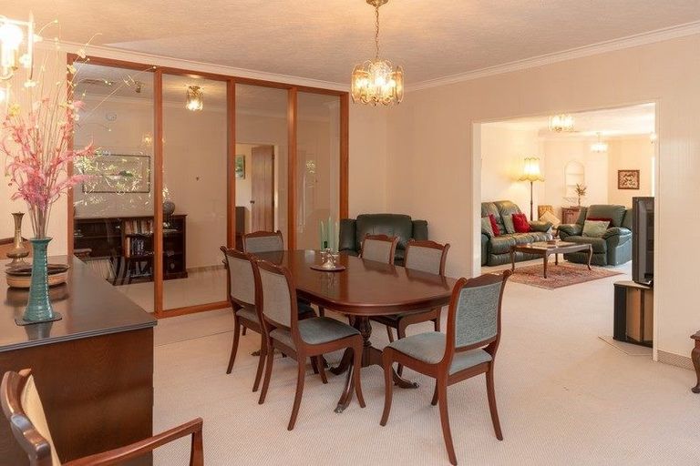 Photo of property in 17 Manly Street, Paraparaumu Beach, Paraparaumu, 5032