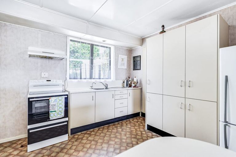 Photo of property in 22 Glenview Terrace, Glenview, Hamilton, 3206