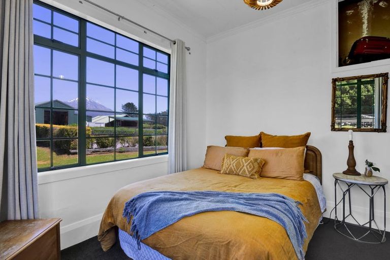 Photo of property in 1 Waingongoro Road, Cardiff, Stratford, 4391