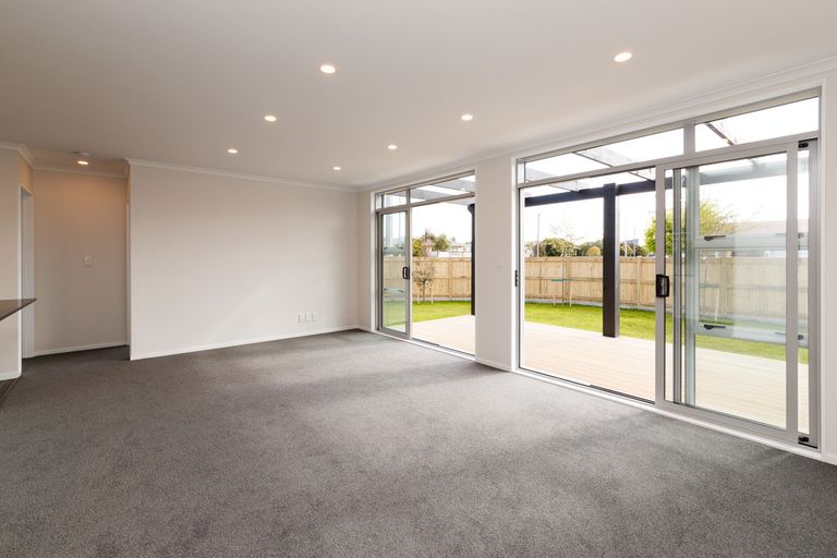 Photo of property in 2 Flint Street, Milson, Palmerston North, 4414