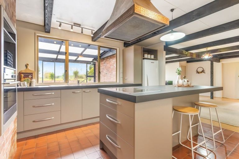 Photo of property in 266 Winton Hedgehope Highway, Winton, 9782