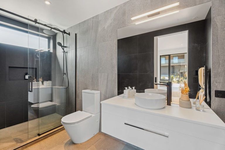 Photo of property in 87 Mills Road, Wanaka, 9305