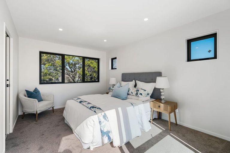 Photo of property in 127a Te Atatu Road, Te Atatu South, Auckland, 0610
