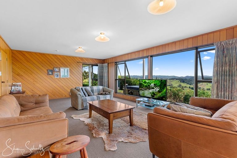 Photo of property in 338 Wairere Road, Waitakere, Henderson, 0782