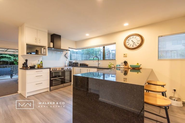Photo of property in 2 Kirton Drive, Riverstone Terraces, Upper Hutt, 5018