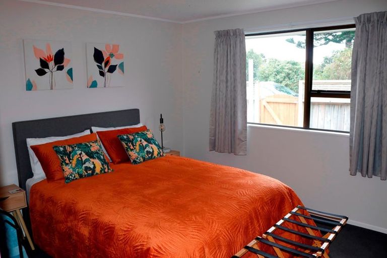 Photo of property in 12a Waimarie Avenue, Paraparaumu, 5032