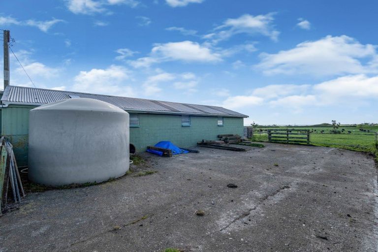 Photo of property in 306 Pungarehu Road, Pungarehu, 4685