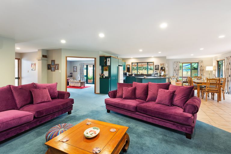 Photo of property in 20 Milesbrook Close, Rangiora, 7400