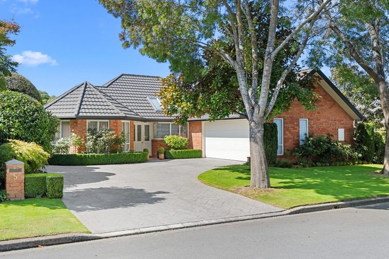 Photo of property in 5 Amesbury Mews, Avonhead, Christchurch, 8042