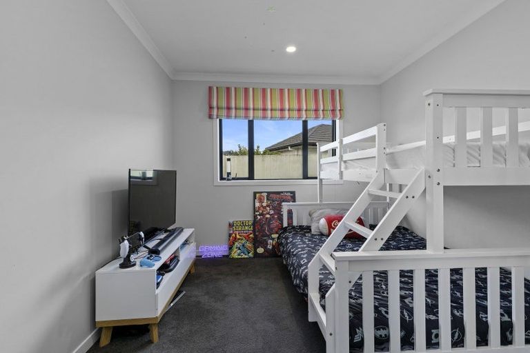 Photo of property in 9 Vernon Grove, Brown Owl, Upper Hutt, 5018