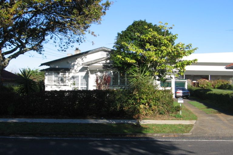 Photo of property in 31 Clendon Avenue, Papatoetoe, Auckland, 2025