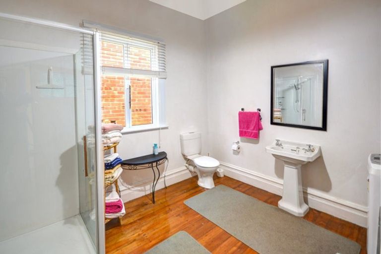 Photo of property in 5 Nile Street, Saint Clair, Dunedin, 9012