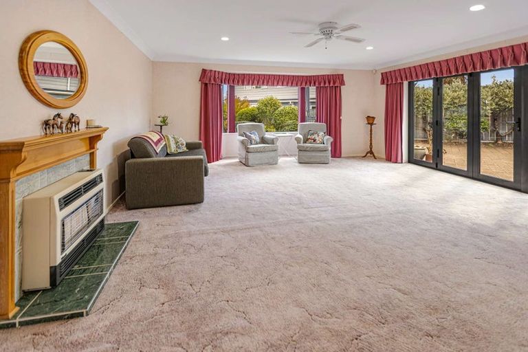 Photo of property in 136 Roberts Street, Taupo, 3330