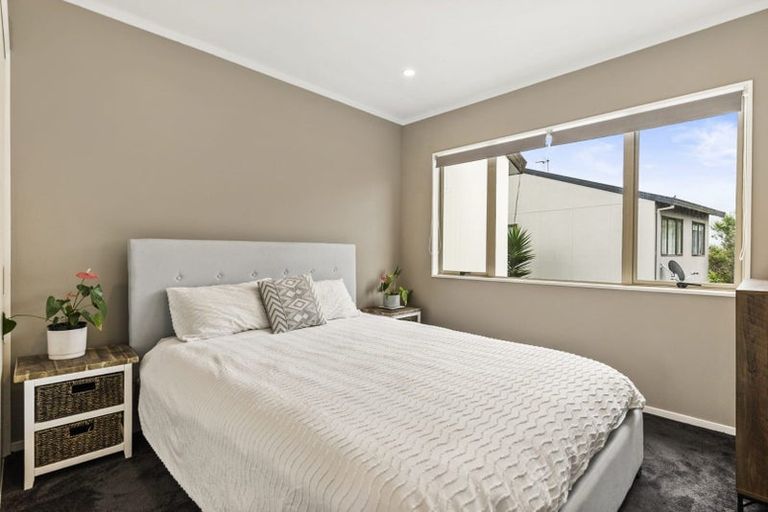 Photo of property in 63 Pooks Road, Ranui, Auckland, 0612