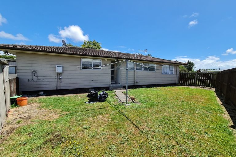 Photo of property in 3 Pukeroa Place, Papakura, 2110