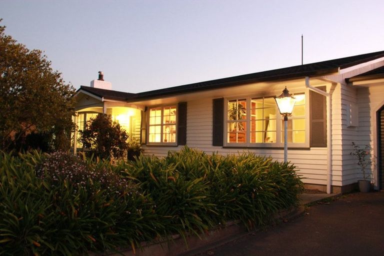 Photo of property in 24 Dundee Drive, Flaxmere, Hastings, 4120