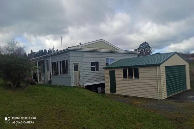 Photo of property in 28 Milton Highway, Balclutha, 9272