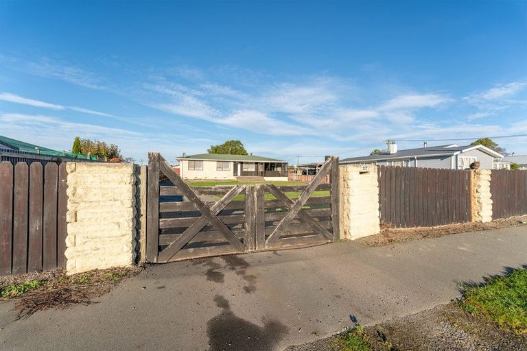 Photo of property in 27 Queen Street, Parkside, Timaru, 7910