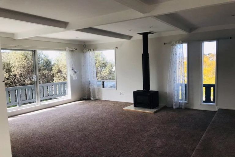 Photo of property in 21 Channel Road, Campbells Bay, Auckland, 0630