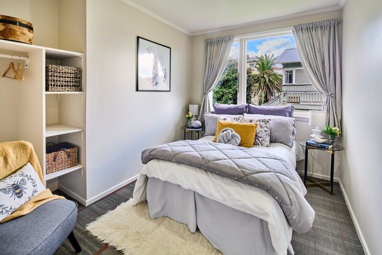 Photo of property in 1 Maurice Terrace, Te Aro, Wellington, 6011
