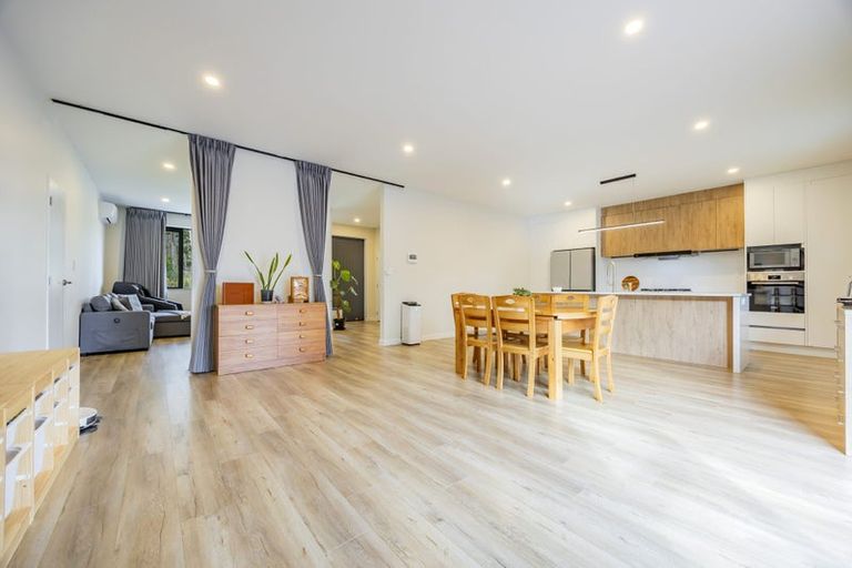 Photo of property in 83 Nobilo Road, Kumeu, 0810