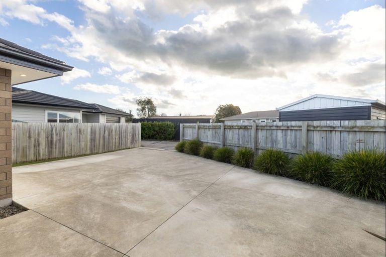 Photo of property in 8a Shetland Place, Westbrook, Palmerston North, 4412