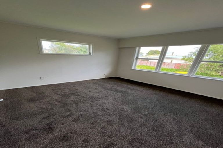 Photo of property in 112 Cargill Street, Papakura, 2110
